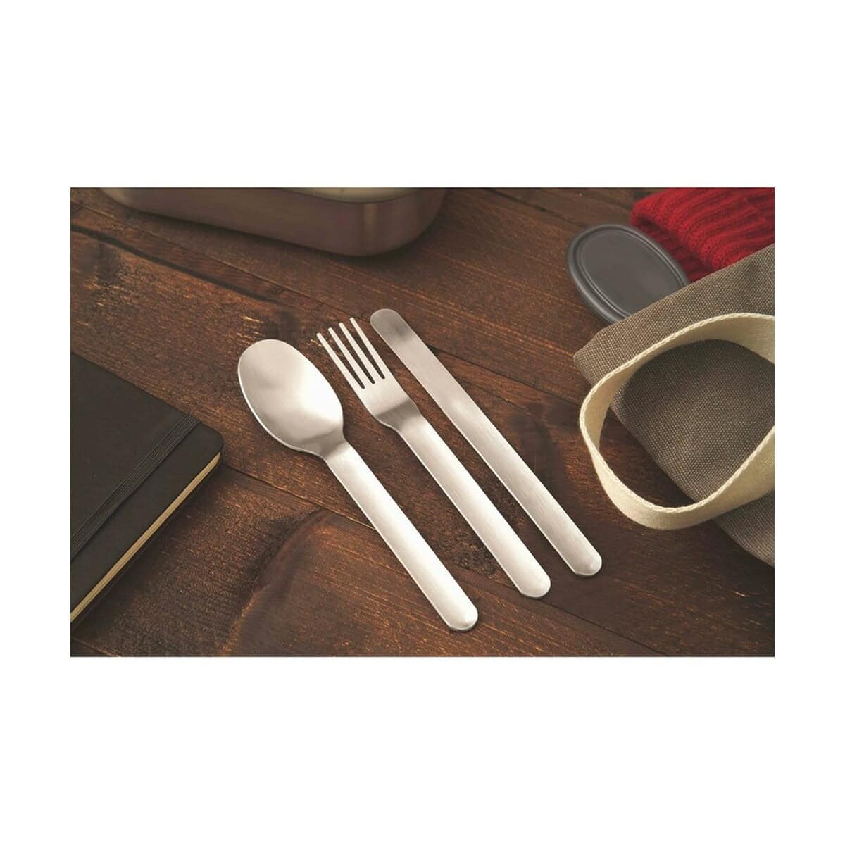 Akcesoria do kuchni z logo – zestaw sztućców black+blum P439.0702__M_402 1. Nożyce do cięcia z gładkimi końcami i ergonomicznym uchwytem.