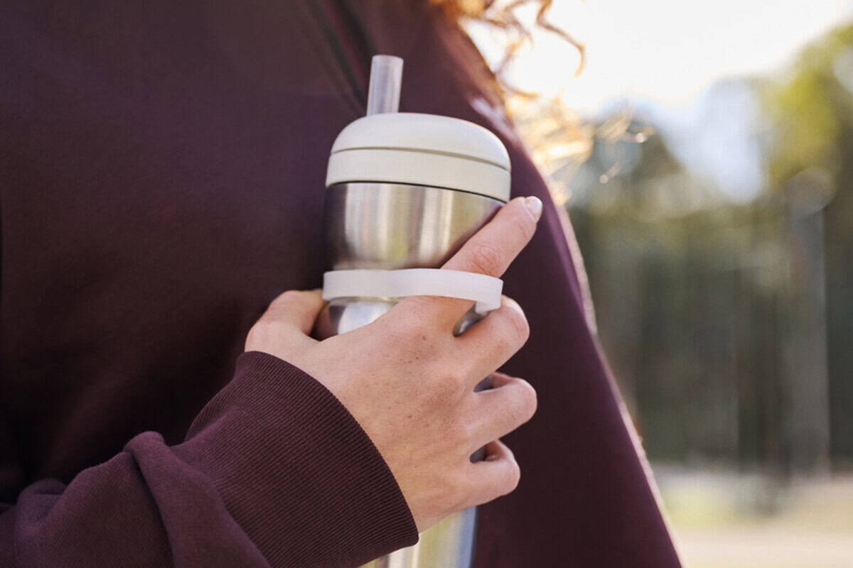 Bidony z logo – mepal twist termiczna butelka sportowa o pojemności 600 ml 10091001_m1 Bambusowa muzyczna nakładka na kubek, stały gadżet biurowy i podróżny.