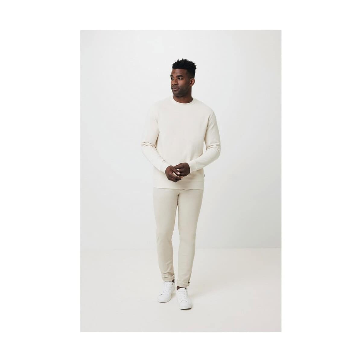 Bluzy z logo – bluza z niebarwionej bawełny z recyklingu iqoniq denali T9301.018.4XL__B_15 1. Bezszwowy sweter i spodnie jogger w kolorze ecru, modny zestaw na co dzień.