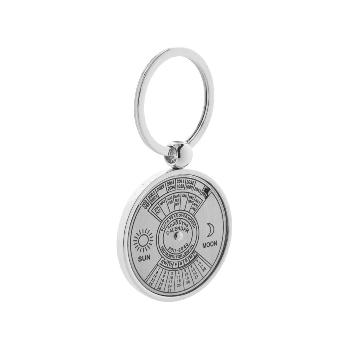 Metalowy brelok z kalendarzem księżycowym i słonecznym, personalizowany gadżet na prezent.