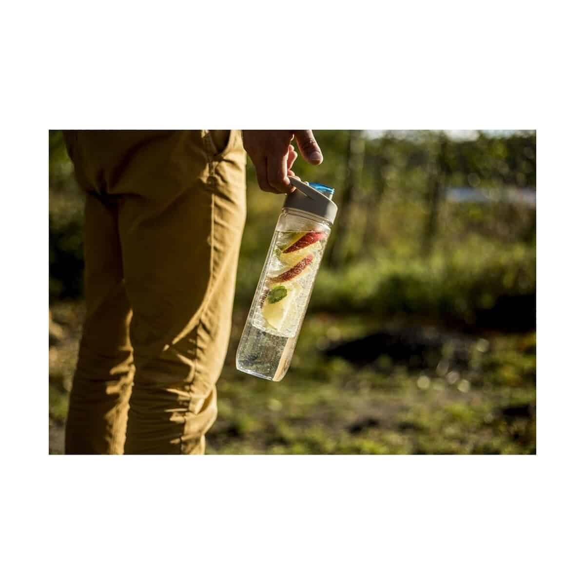 Butelki z logo – butelka sportowa 800 ml air gifts | frank V4899_B 1. Butelka na wodę z owocami, tritan, czarna, personalizowana, gadżet reklamowy.