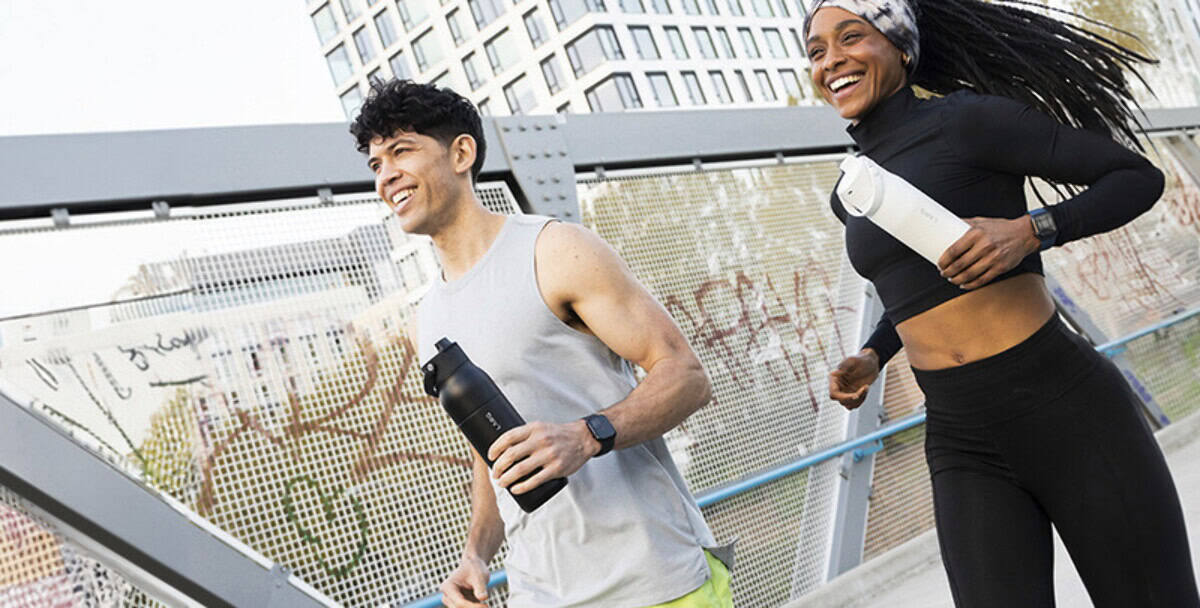 Butelki z logo – larq purevistm 2.0 butelka na wodę o pojemności 680 ml 10089701_m2 Butelki termiczne gadżety do sportu i podróży, na siłowni i fitness.