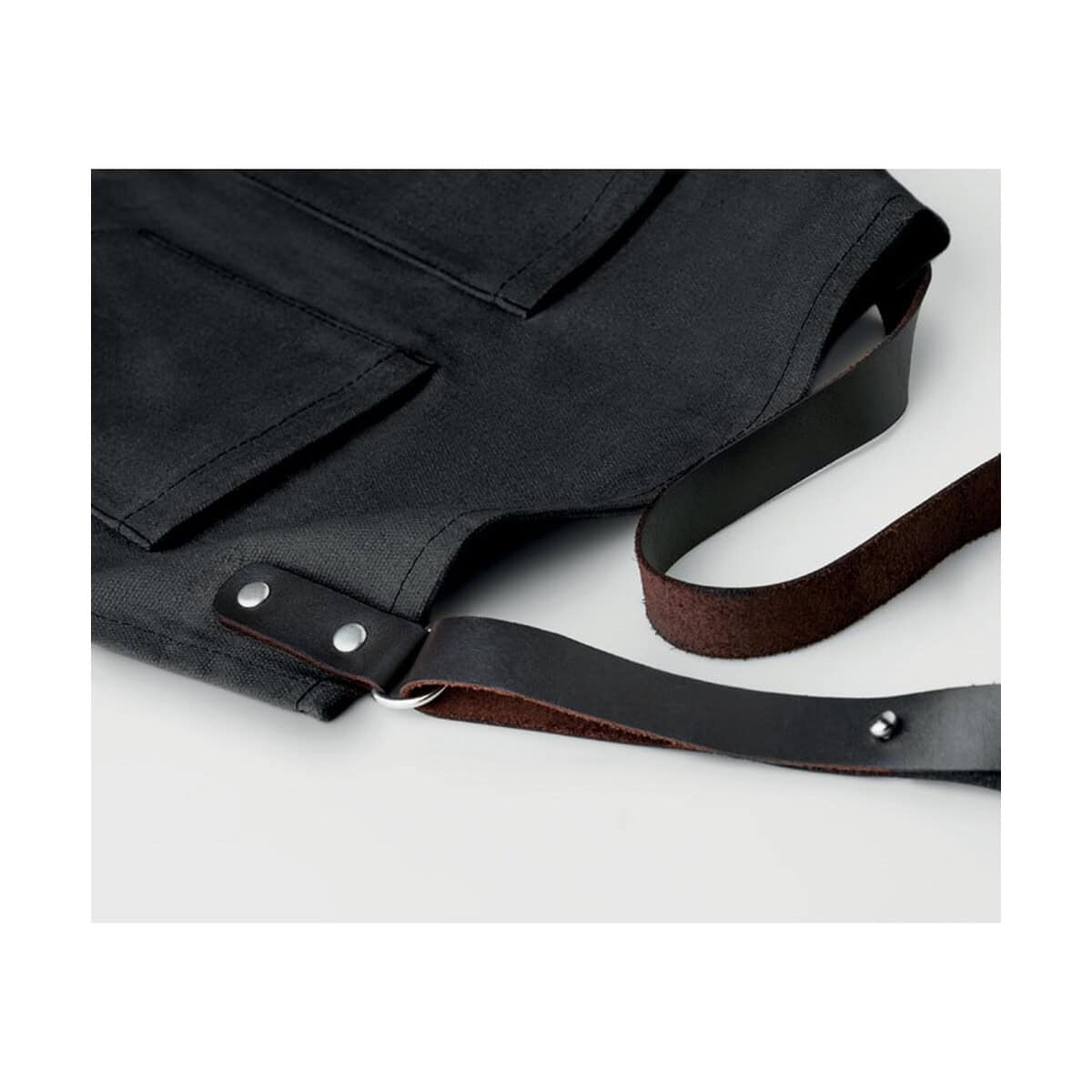 Fartuchy z logo – fartuch chef mo9237-03a Ekskluzywna torba biznesowa z czarnej tkaniny oraz ozdobnym paskiem. Idealna na prezent i do codziennego użytku.