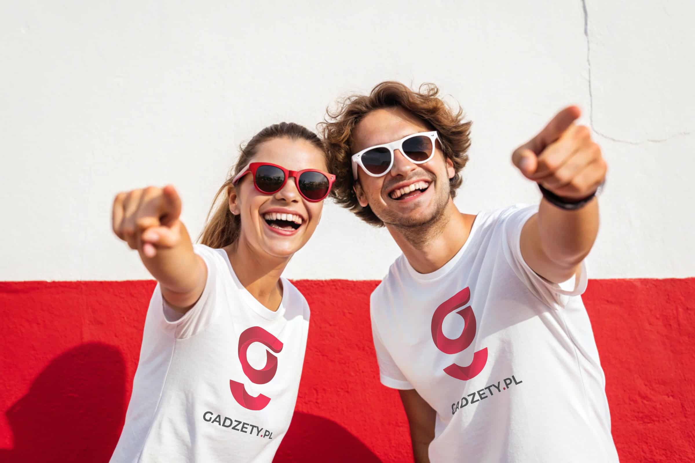 1. Okulary przeciwsłoneczne z logo GadZety, modny dodatek promocyjny, gadżety reklamowe.