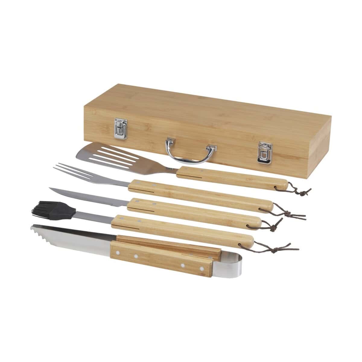 Moździerz do grillowania i mięsa z zestawem narzędzi do barbecue.