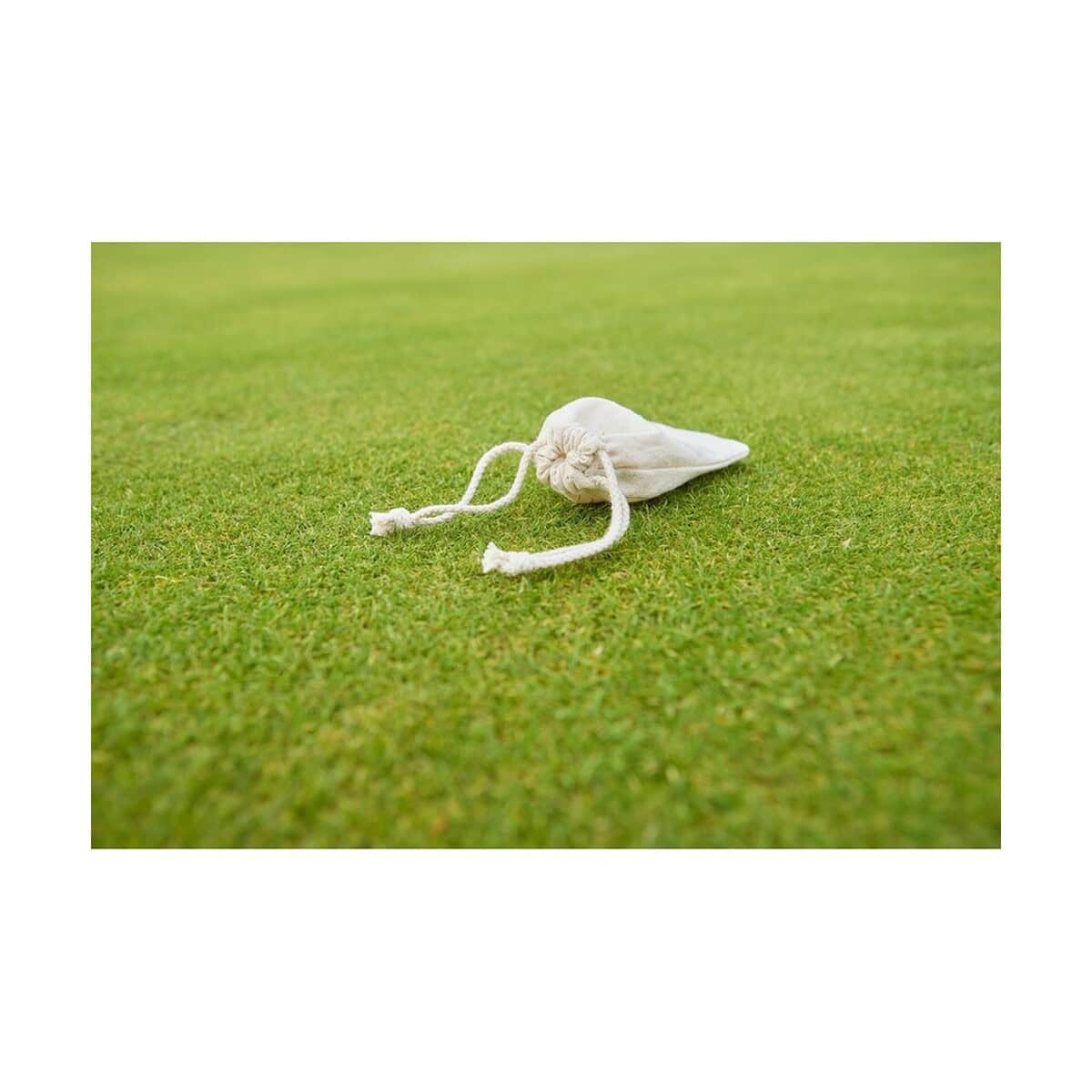 Gadżety golfowe z logo – zestaw drewnianych akcesoriów golfowych VA881-16_ATM01 Pojemnik na odpadki z logo, grawerem lub nadrukiem na gadżetach reklamowych.