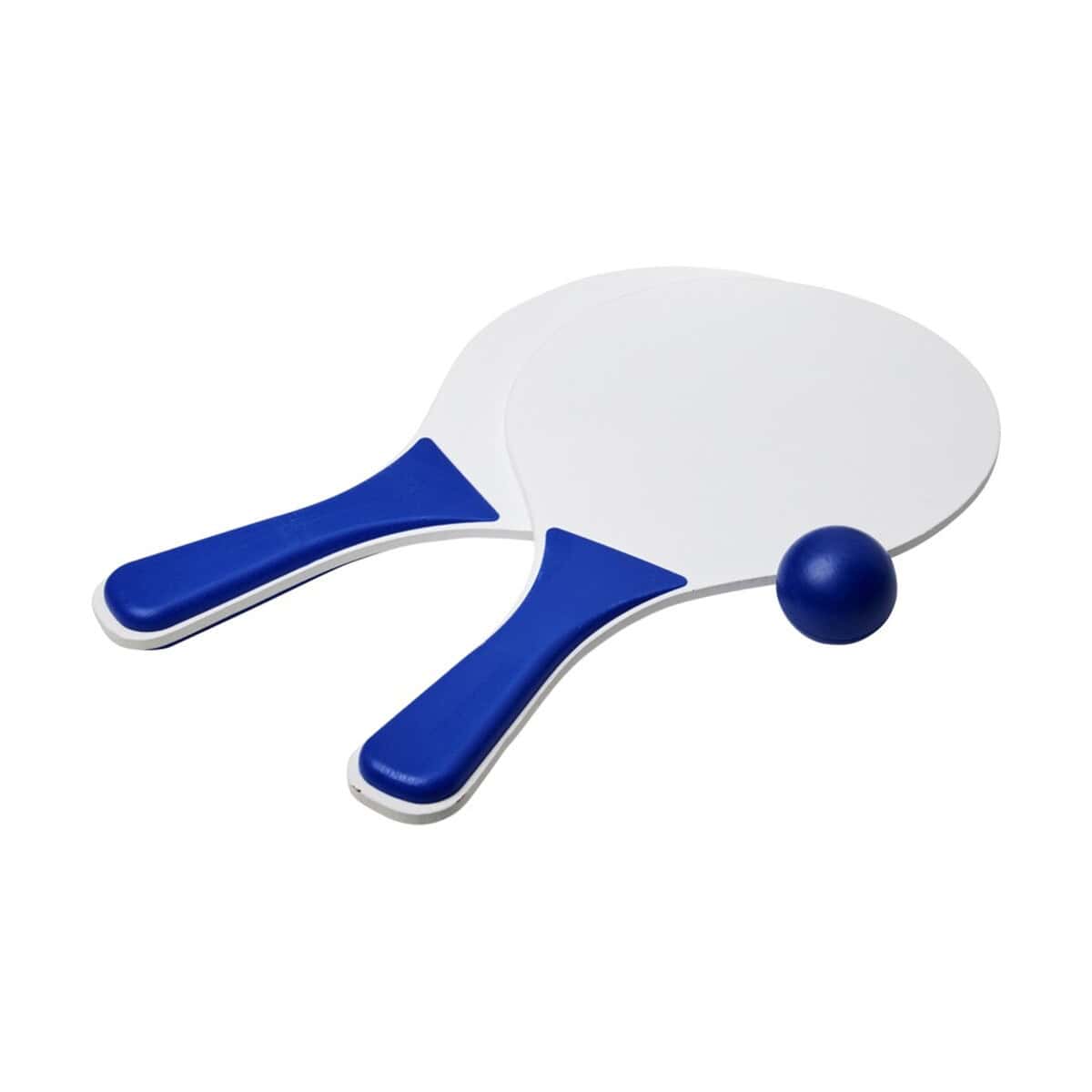 Łyżki do tenisa stołowego z niebieskimi rękojeściami i piłką tenisową w tle. Idealne gadżety sportowe i akcesoria gry.