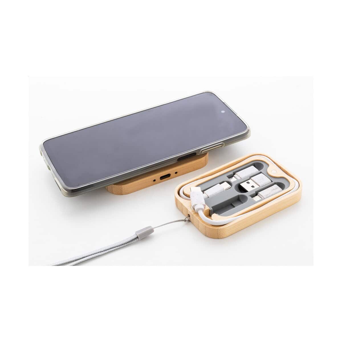 Kable USB z logo – cabsly plus zestaw do ładowania AP864062__FC Nowoczesny zestaw gadżetów elektronicznych do smartfona, kabli i ładowarek.