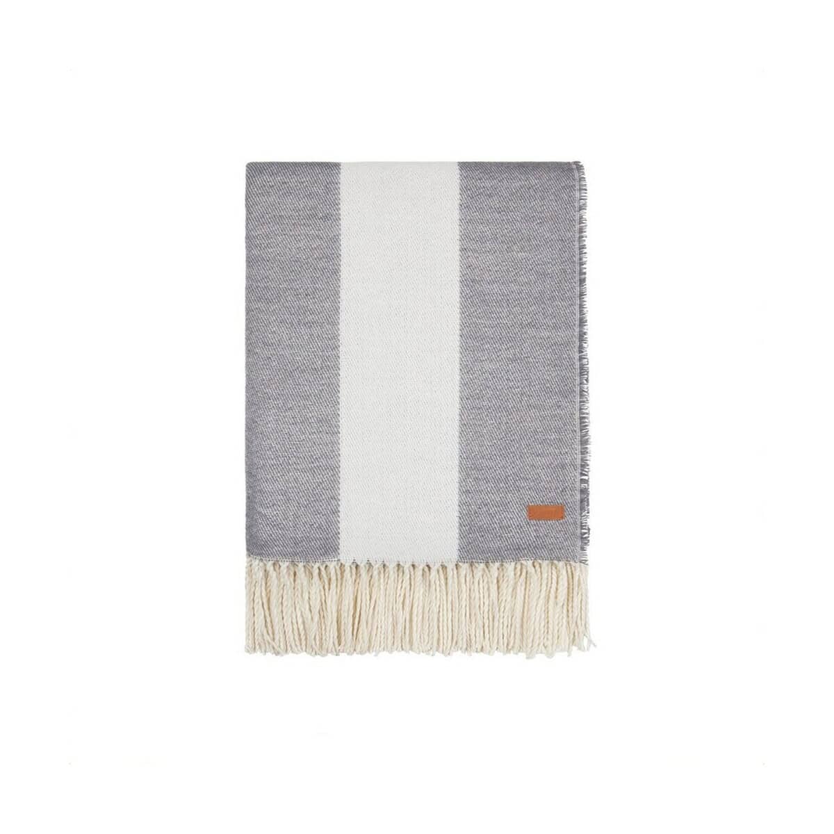 Uniwersalny ręcznik lub chusta w stylowe pasy, idealny na prezent lub do domu. Odświeżający design i wysokiej jakości materiał.