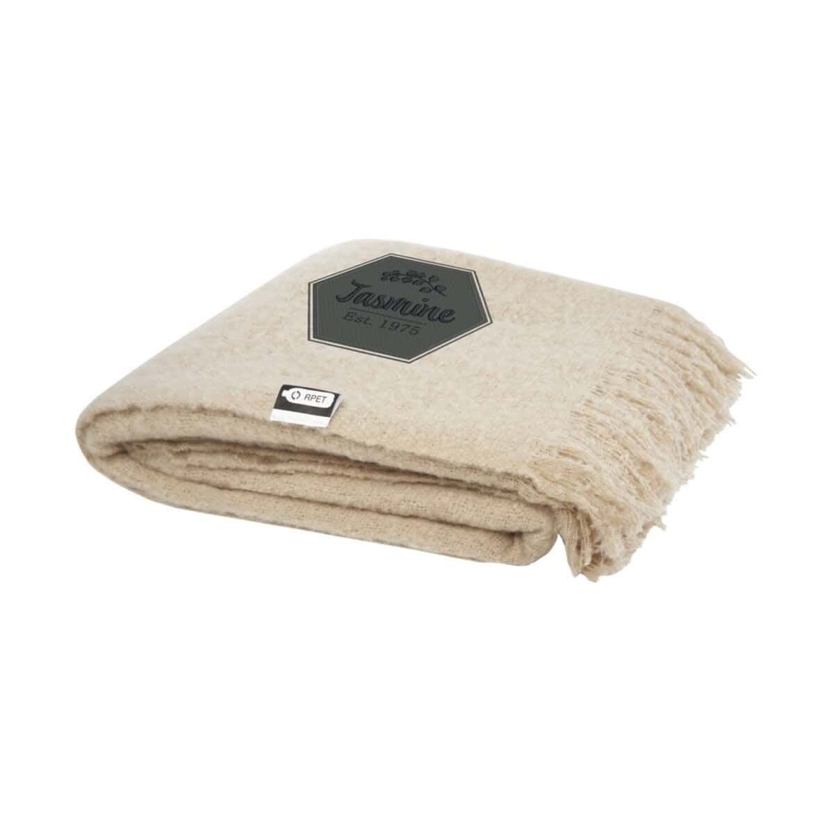 Koce z logo – koc z plastiku z recyklingu ivy 11319302_e2_eb_y3 Miękka, beige sweter z logo Jasowne, idealny na prezent lub do użytku codziennego.