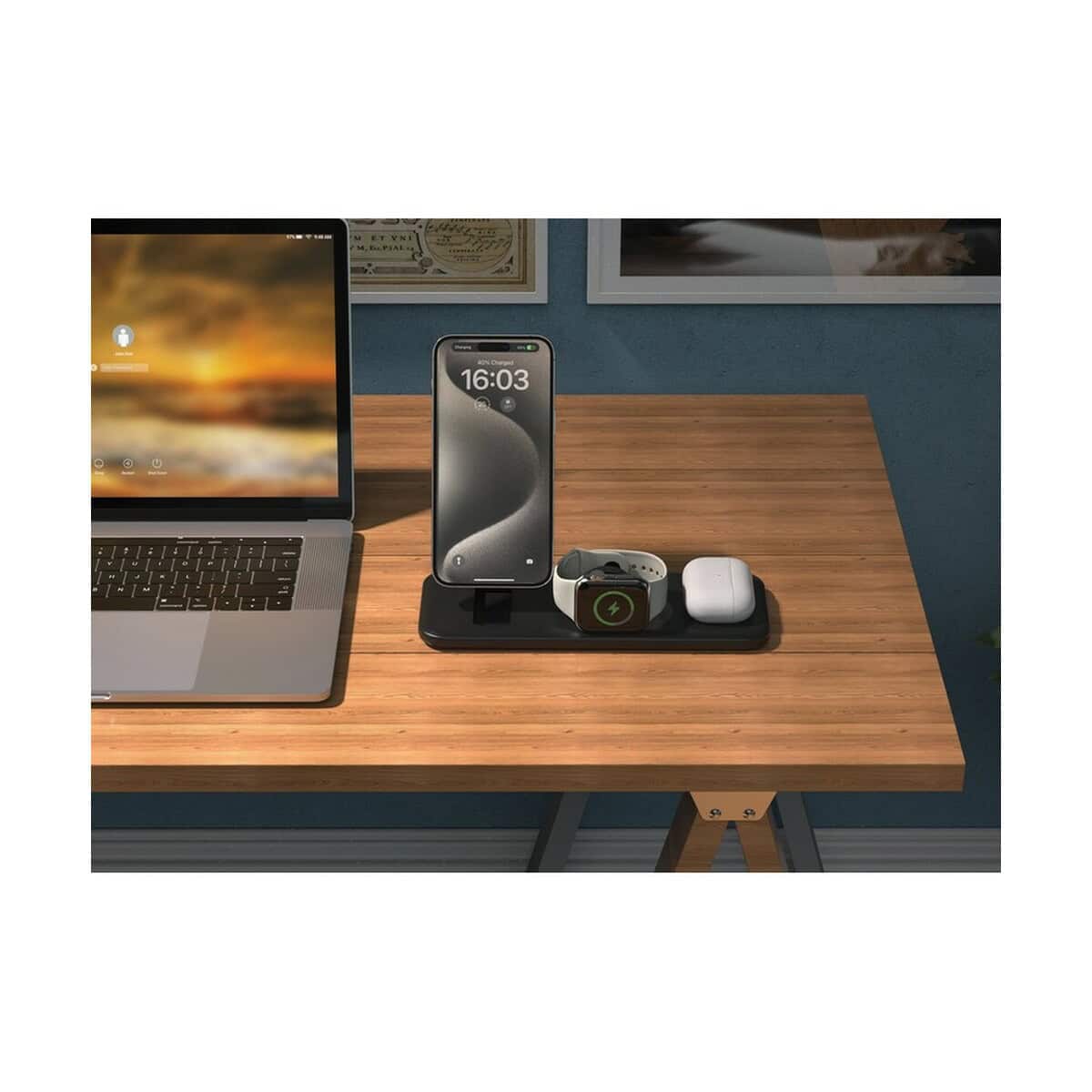 Ładowarki z logo – ładowarka bezprzewodowa 3 w 1, 15w urban vitamin torrance P309.5001__M_400 Przenośne gadżety elektroniczne na stoliku biurowym.