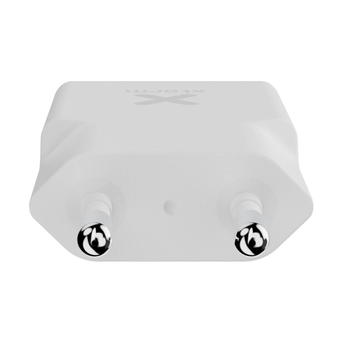 Ładowarki z logo – xtorm xg2sl033 go2 slimline ładowarka o mocy 33 w 12447401_d2 Optyczna puszka multimedialna z dwoma gniazdami, biały kolor, funkcje instalacyjne, elementy do montażu grawitacyjnego.