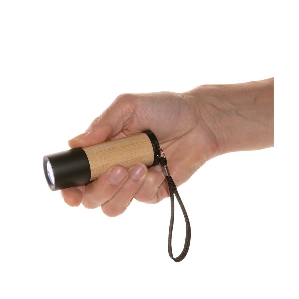 Latarki z logo – latarka P513.379__B_4 _lat: Latarka LED w drewnianej obudowie na uwięzi, przenośne gadżety promocyjne - Gadzety.pl.