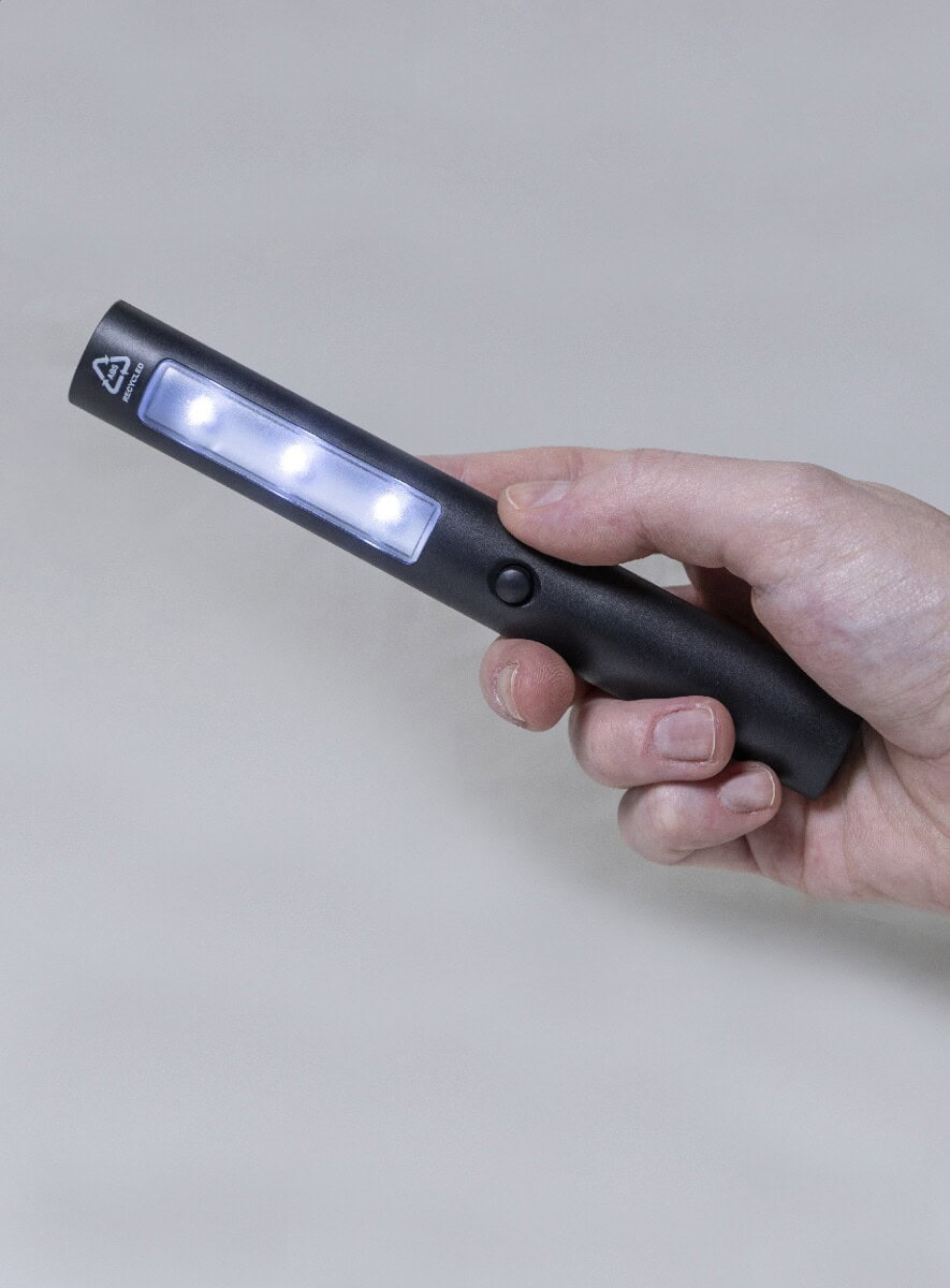 Latarki z logo – ramerg latarka samochodowa ratunkowa rabs AP864102-10__DG1 Latarka LED z przyciskiem, czarna, przenośna, do ręki, zasilanie litowe, energooszczędna, niewielka, do napraw, outdoor.