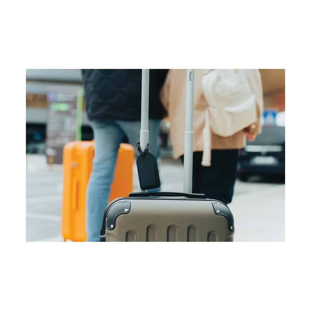 Lokalizatory kluczy z logo – zawieszka bagażowa, wykrywacz, lokalizator globetrack P301.5501__M_401 Lekki grawerowany identyfikator na luggage tag do walizek.