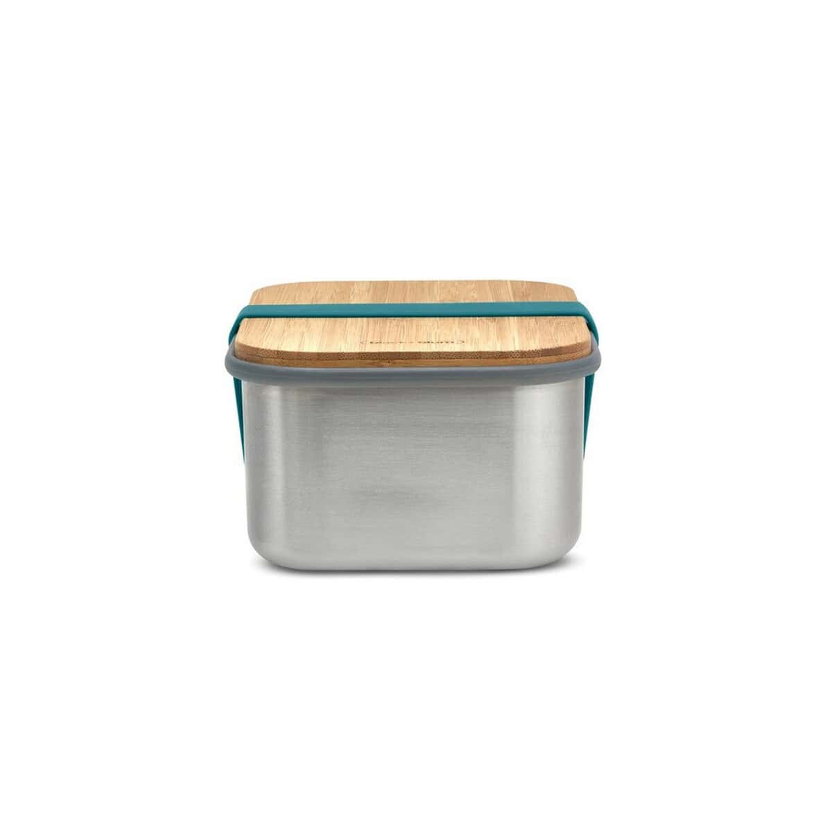 Lunchboxy z logo – duże pudełko śniadaniowe ze stali nierdzewnej black+blum P439.0133__B_3 Stainless steel lunch box z drewnianą pokrywką i silikonowym uszczelnieniem.