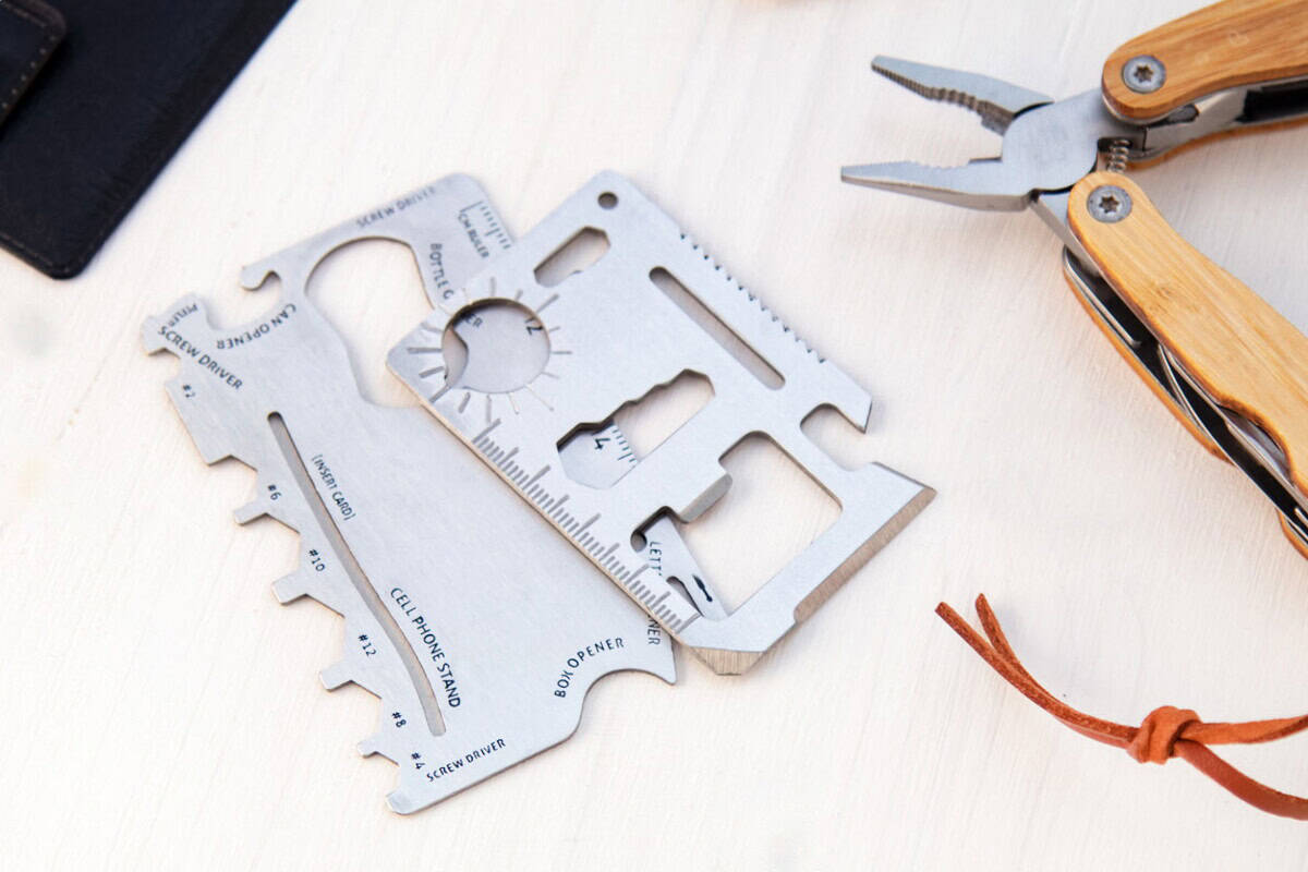 Narzędzia wielofunkcyjne z logo – gyver multi tool AP809547-21__DG1 Metalowy multitool wielofunkcyjny, nożyce, otwieracz, klucz, narzędzie survival.