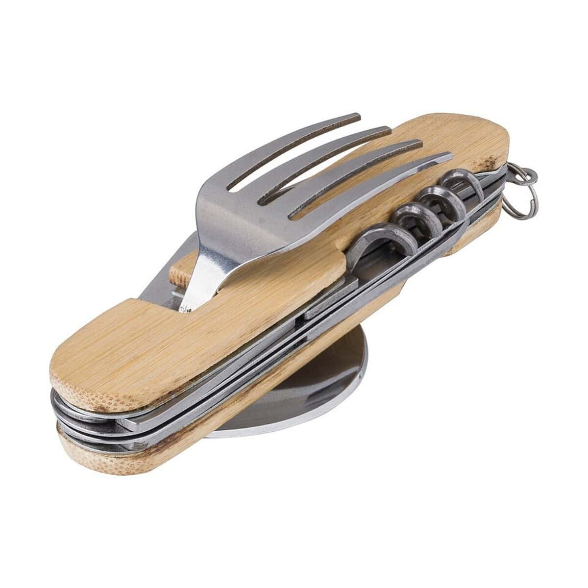 1. Drewniany multitool z widelcem i korkociągiem, gadżet na piknik i grill.