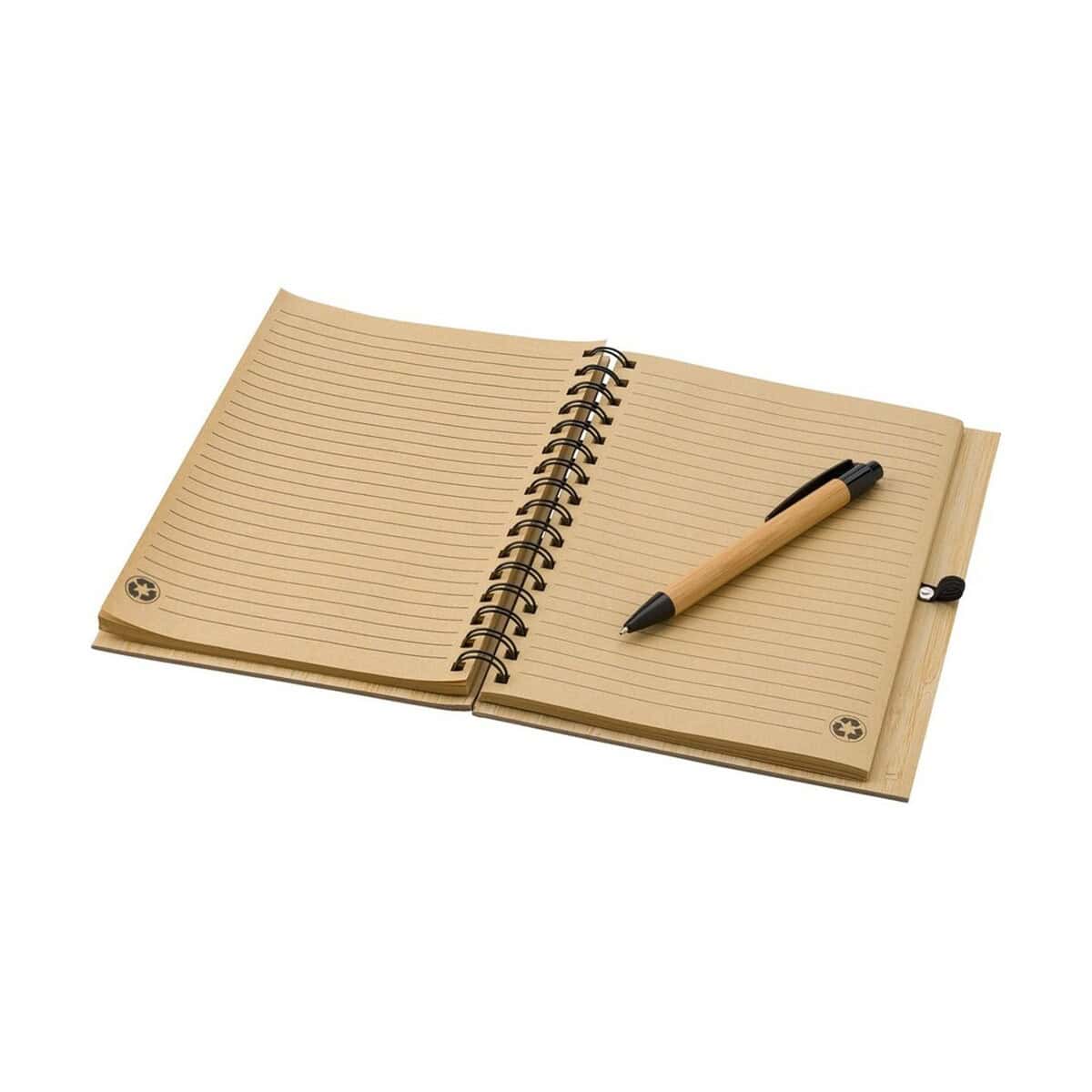 Notatniki z logo – bambusowy notatnik a5 z długopisem V0200-17_AAA01 Notesz z linijkami i długopisem, ekologiczny gadżet biurowy.