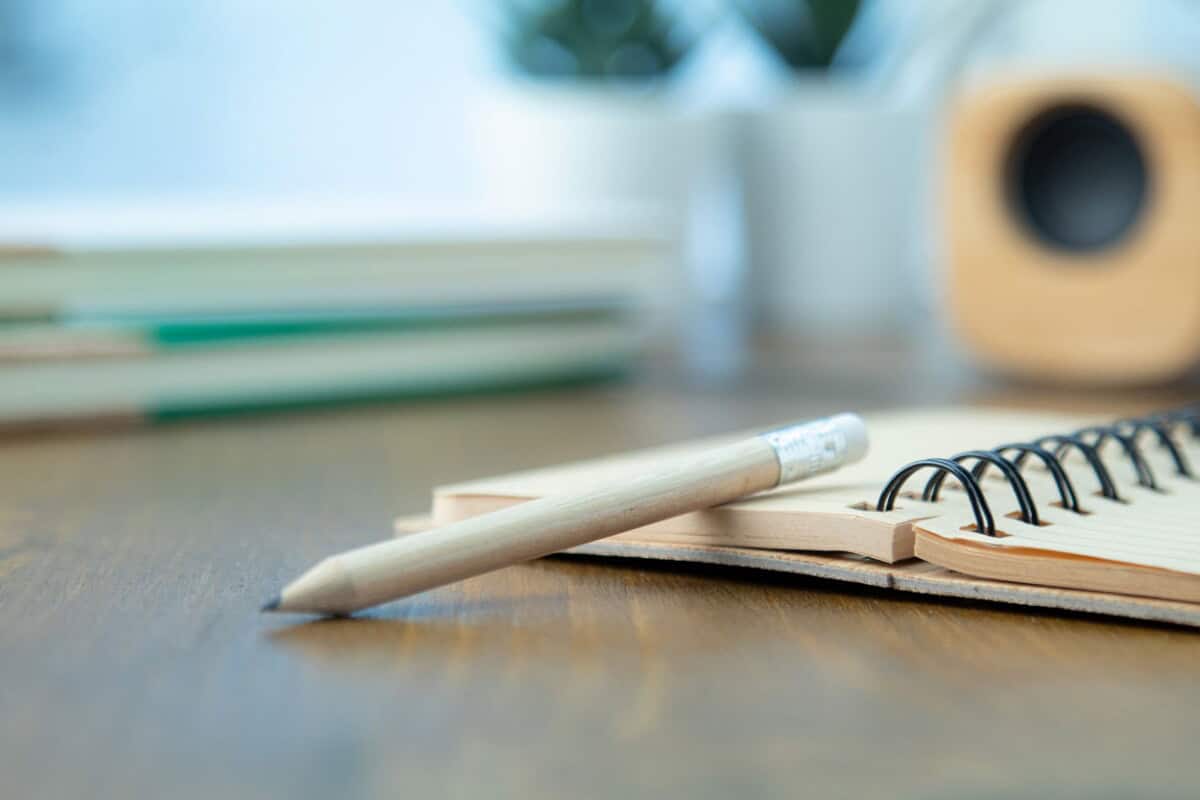 Ołówki z logo – mincil ołówek AP761943__DG1 Termiczny gadżet reklamowy na biurko, notes i ołówek na promocję firmy.