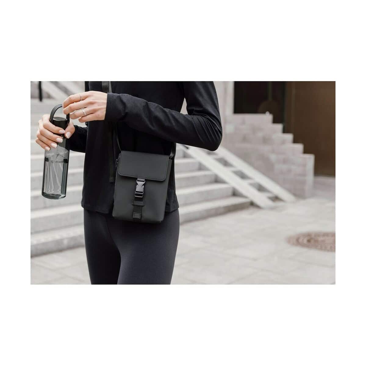 Organizery samochodowe z logo – organizer vinga baltimore VG655-03_V7630001__M_404 1. Elegancka torba na co dzień z klamrą i kieszenią, modny gadżet.