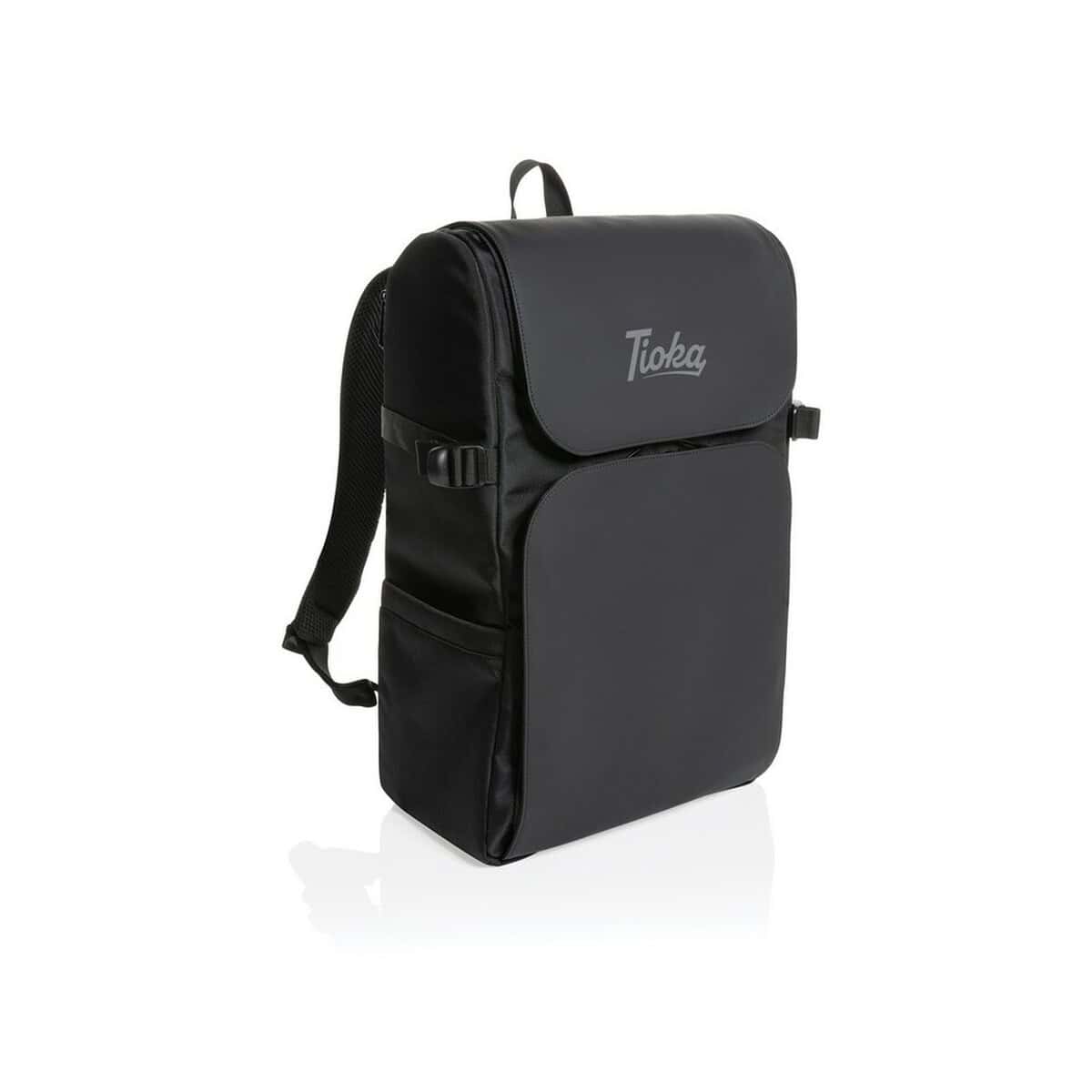 Plecaki z logo – plecak pascal aware™ rpet P763.221__D_100 Skrzynka na laptopa z logo Tioka, czarna, stylowa torba na gadżety reklamowe.