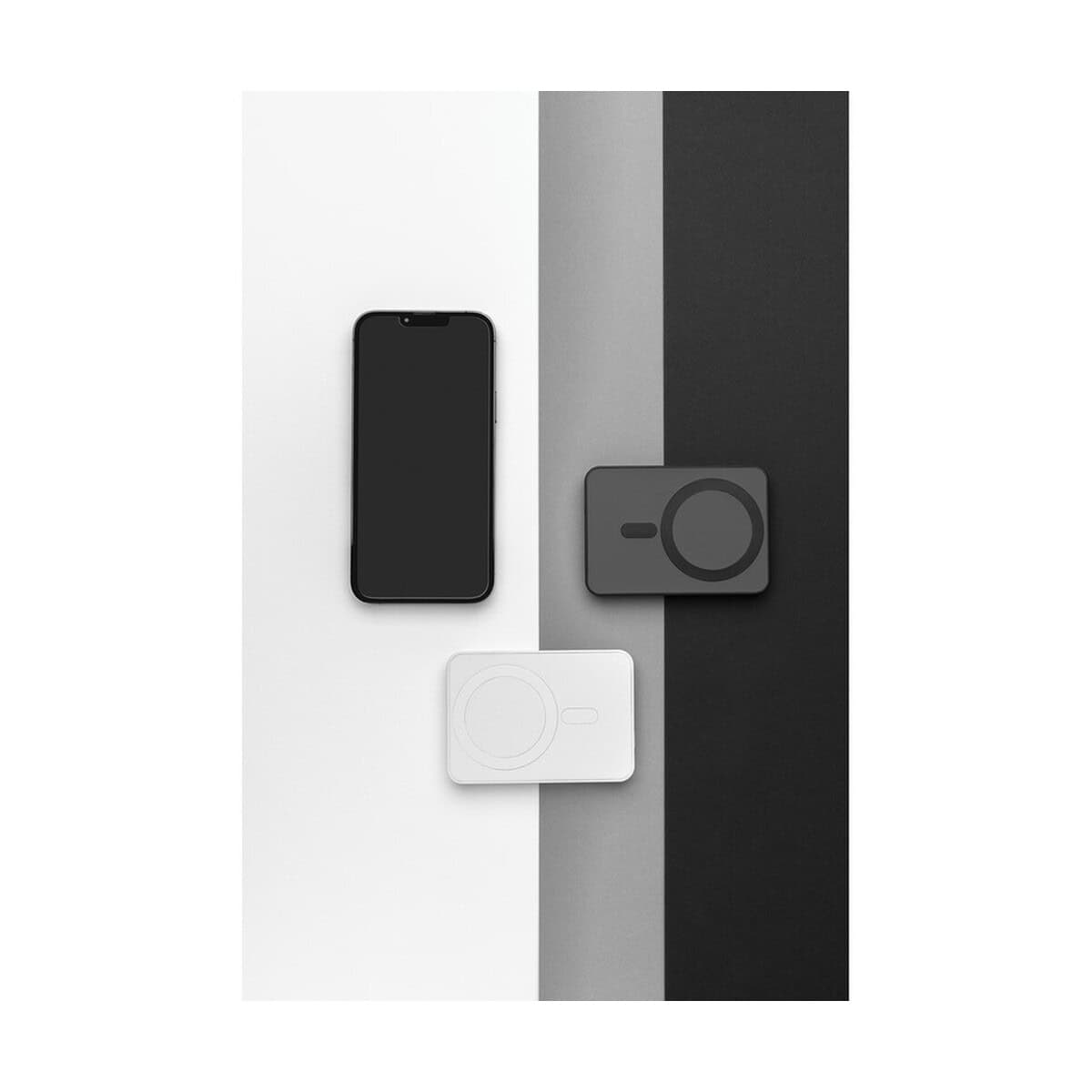 Powerbanki z logo – magnetyczny bezprzewodowy power bank 5000 mah magnetix P322.403__M_400 Przybory biurowe z nadrukiem, gadżety reklamowe, personalizowane akcesoria firmowe, upominki promocyjne, torby i pudełka na gadżety.