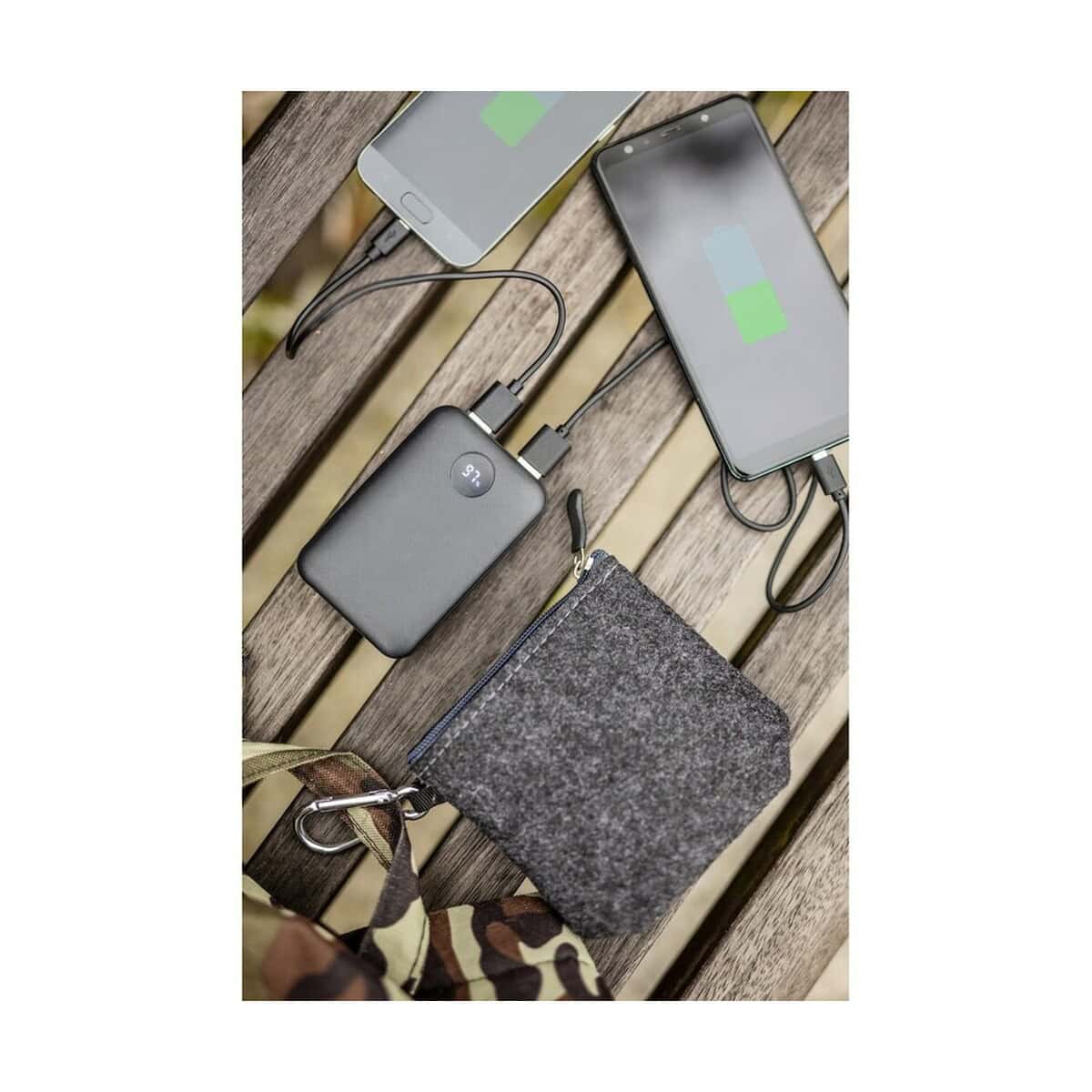 Powerbanki z logo – power bank 10000 mah air gifts | daniel V0133_A Powerbank z logo, ładowanie urządzeń, akcesoria elektroniczne, gadżety na prezent.