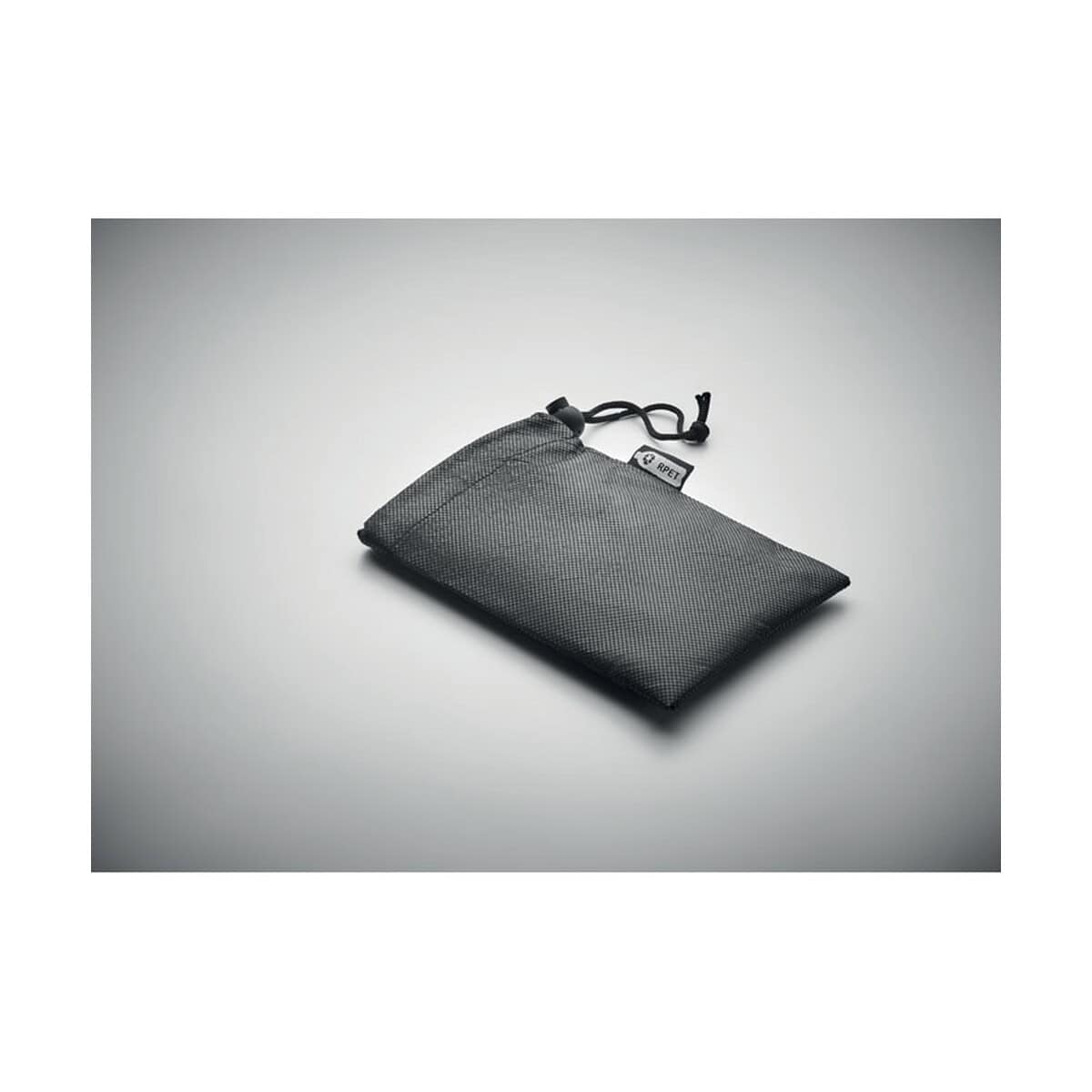 Ręczniki sportowe z logo – ręcznik z etui, rpet tuko rpet mo9918-03-detail Torba na drobiazgi z siatki, idealna na gadżety i akcesoria. Kompaktowa, lekka, idealna do własnych gadżetów reklamowych.