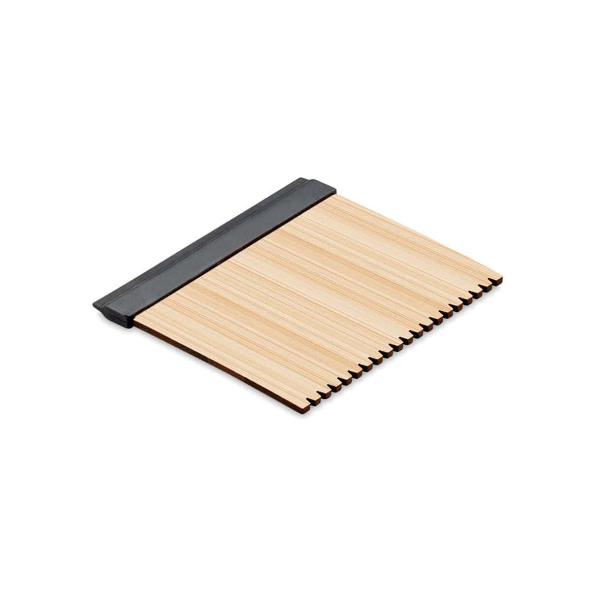 Drewniany podkład na deski z gumowym uchwytem, gadżet reklamowy.