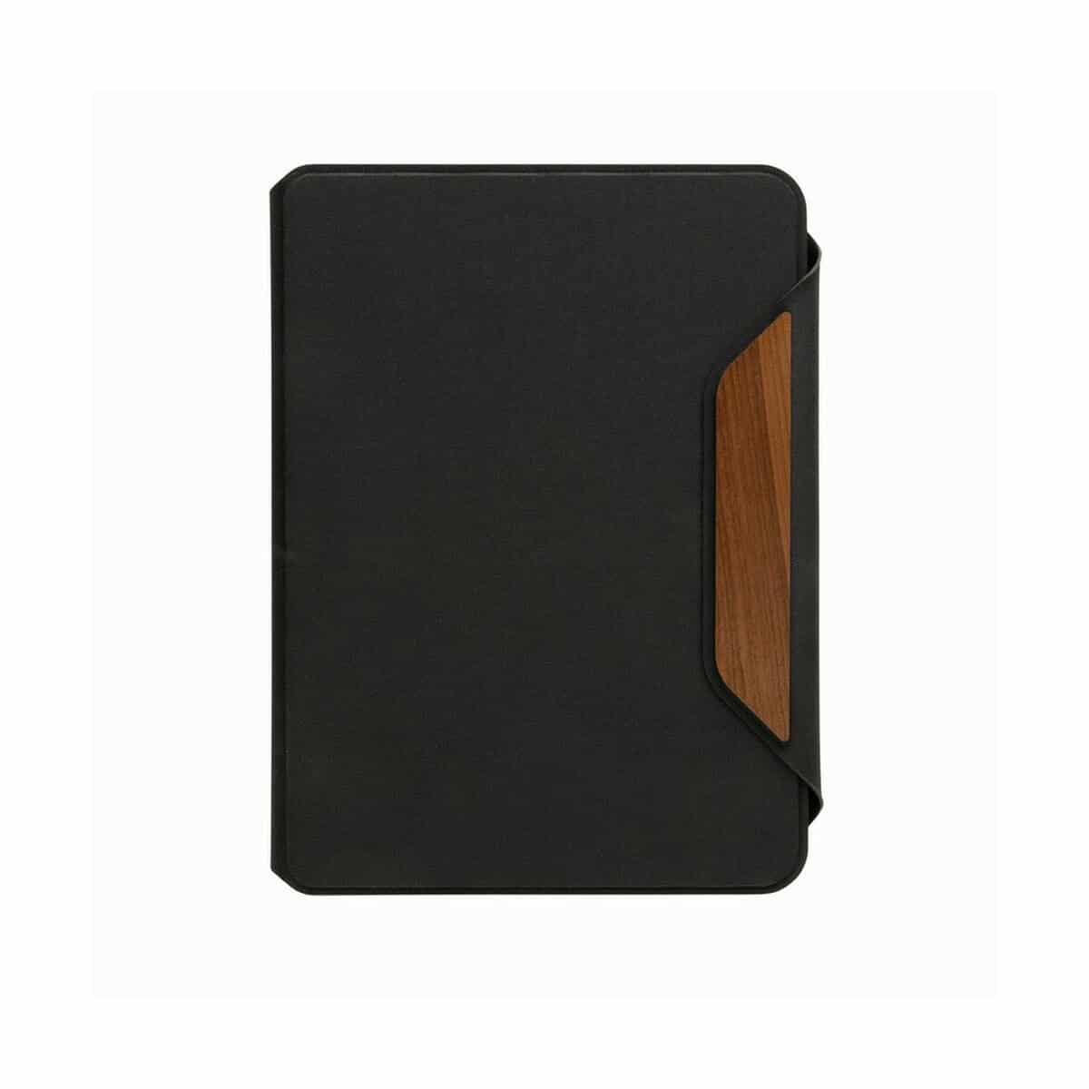 Teczki z logo – teczka konferencyjna a5 aware™ rpet teri P774.6401__B_4 Stylowy notes z elegancką okładką i akcentem drewnianym, idealny na prezent i do codziennego użytku.