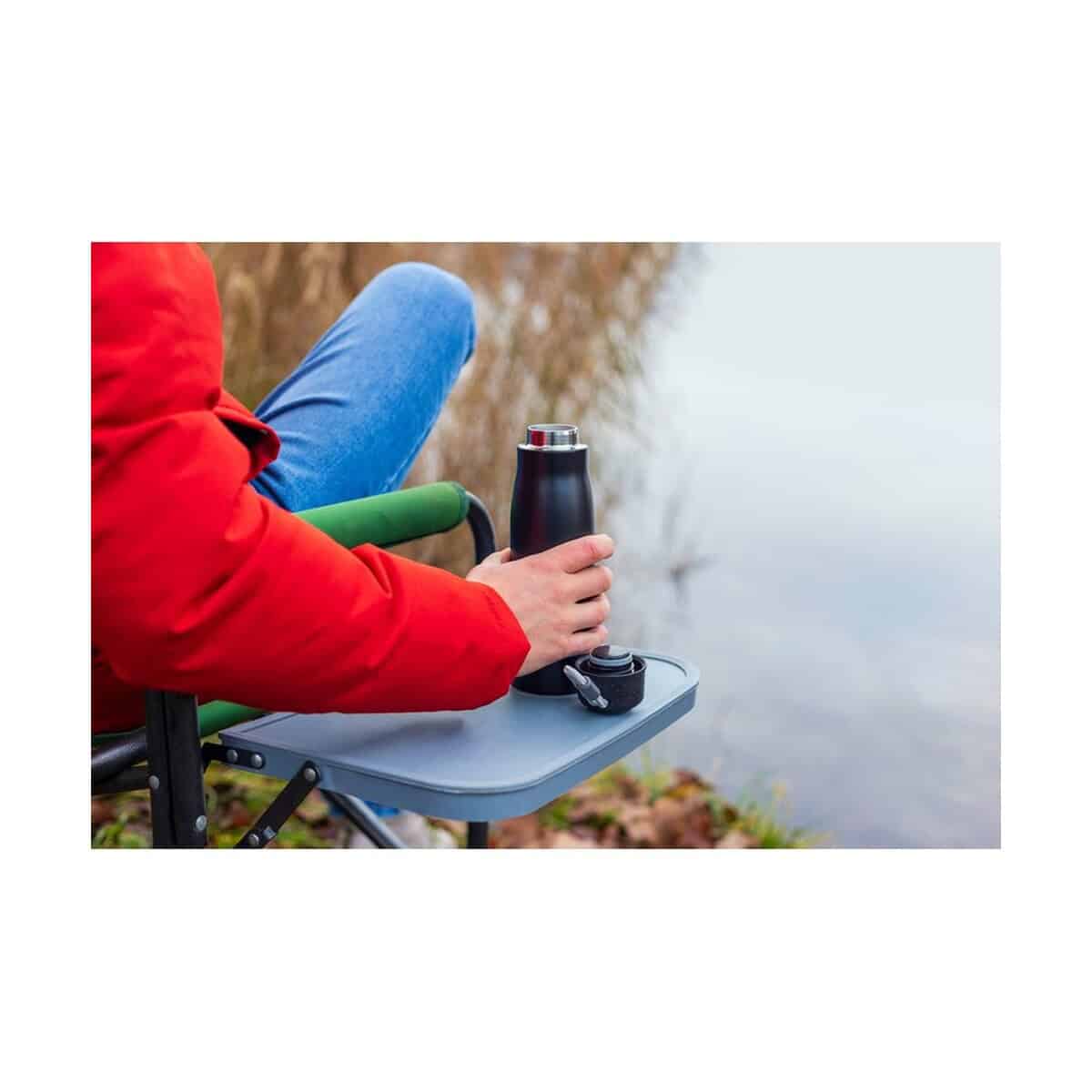 Termosy z logo – butelka termiczna 550 ml air gifts | cameron V7280_B 1. Butelka termiczna na łonie natury, idealna na spacery i relaks przy wodzie.