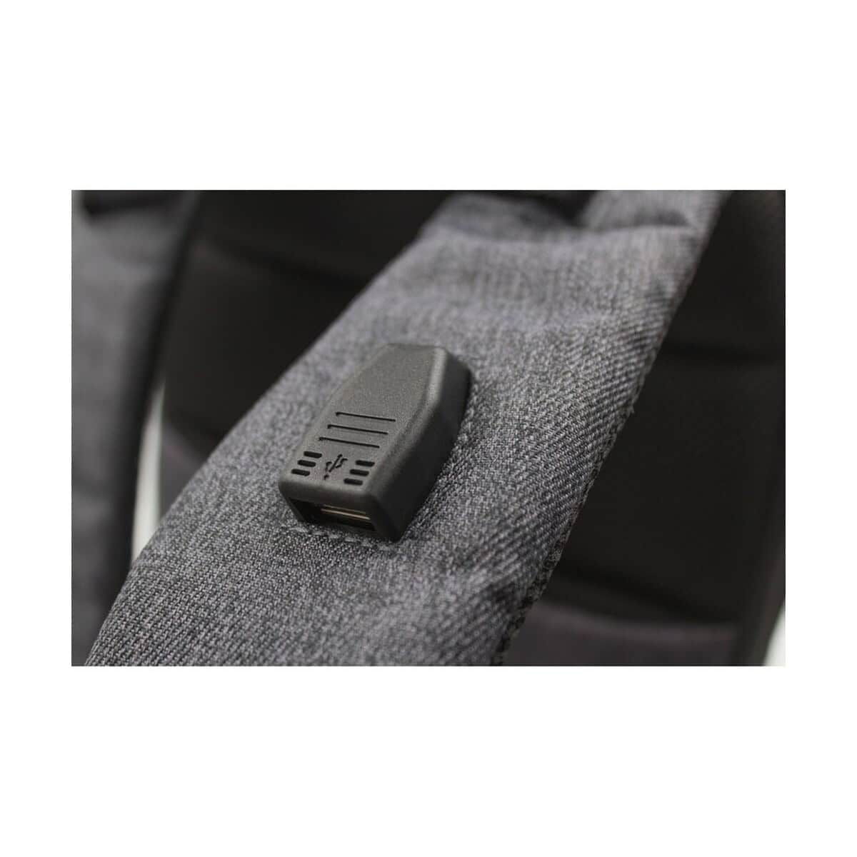 Torby na laptopa z logo – plecak na laptopa 15,6″ brandcharger marco polo VA524-19_IDE04 Etui na powerbank do gadżetów, czarna i szara, stylowe i praktyczne akcesorium.