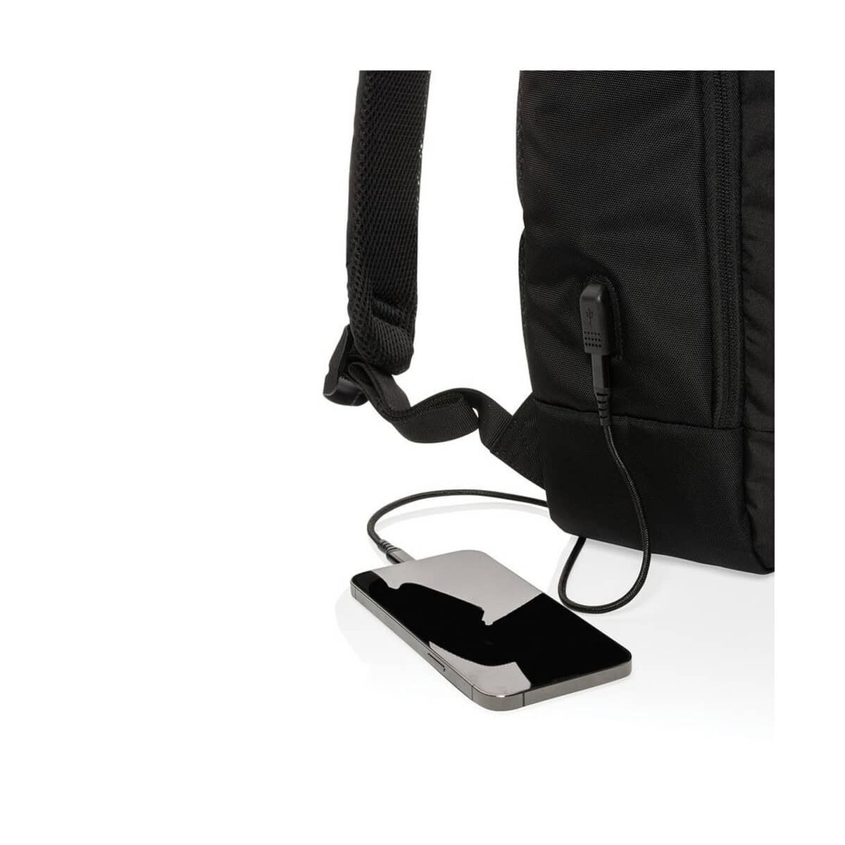 Torby na laptopa z logo – plecak na laptopa 15,6″ swiss peak aware™ rpet P763.101__B_7 Przenośna ładowarka do telefonów w plecaku z nadrukiem gadżet reklamowy dla firm.