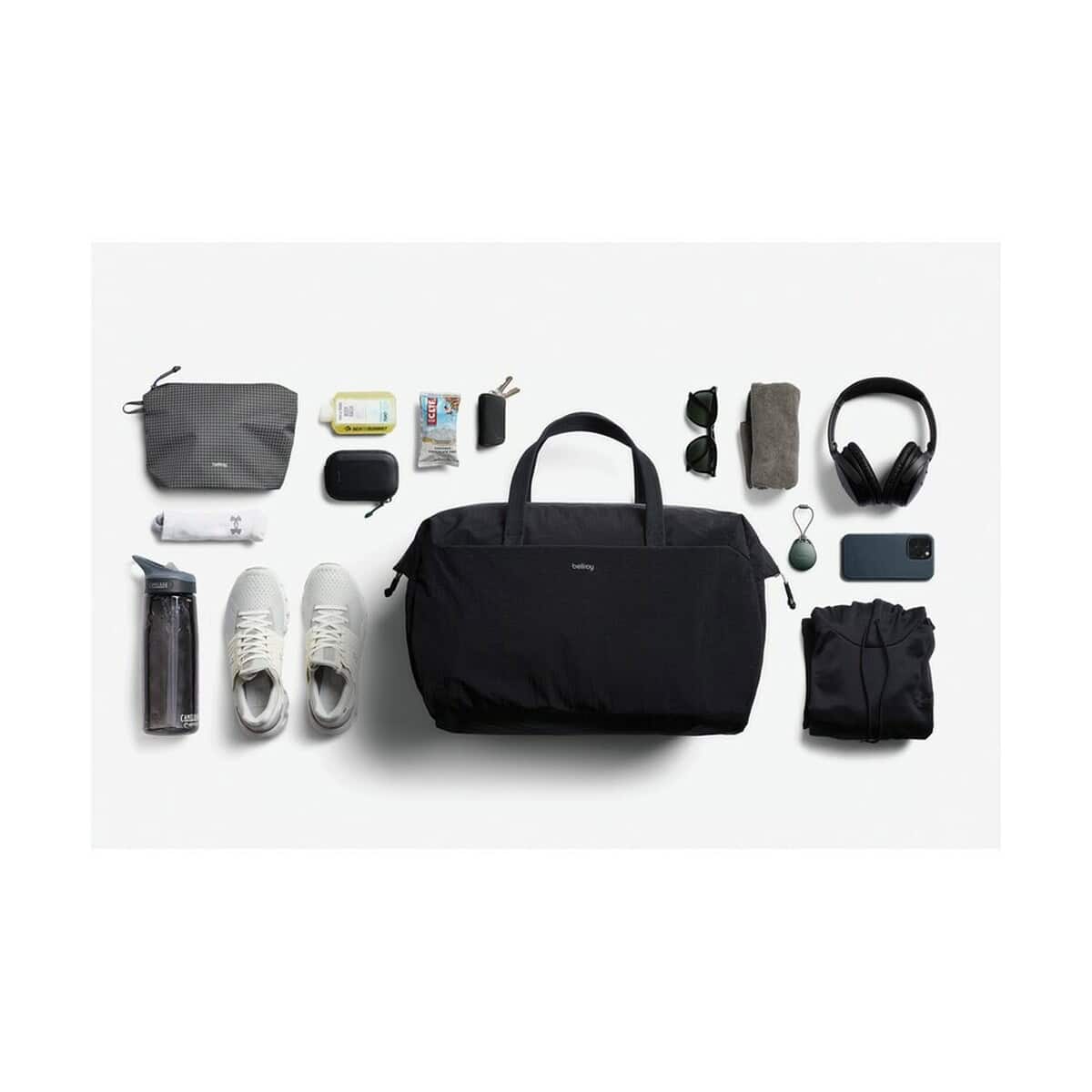 Torby podróżne z logo – torba podróżna, sportowa bellroy P763.3701__B_7 Przedmiotowe gadżety i akcesoria podróżne, torba na laptopa, słuchawki, okulary, smartfon, kosmetyczka.