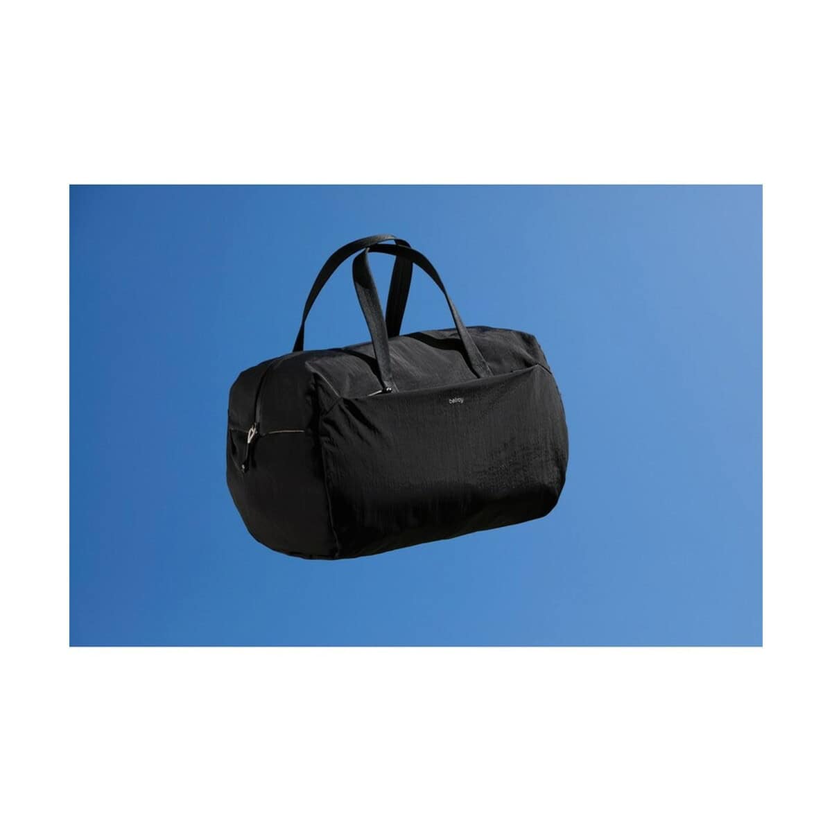 Torby podróżne z logo – torba podróżna, sportowa bellroy P763.3701__M_400 Torba sportowa czarna na ramię, idealna na wycieczki i treningi | Gadzety.