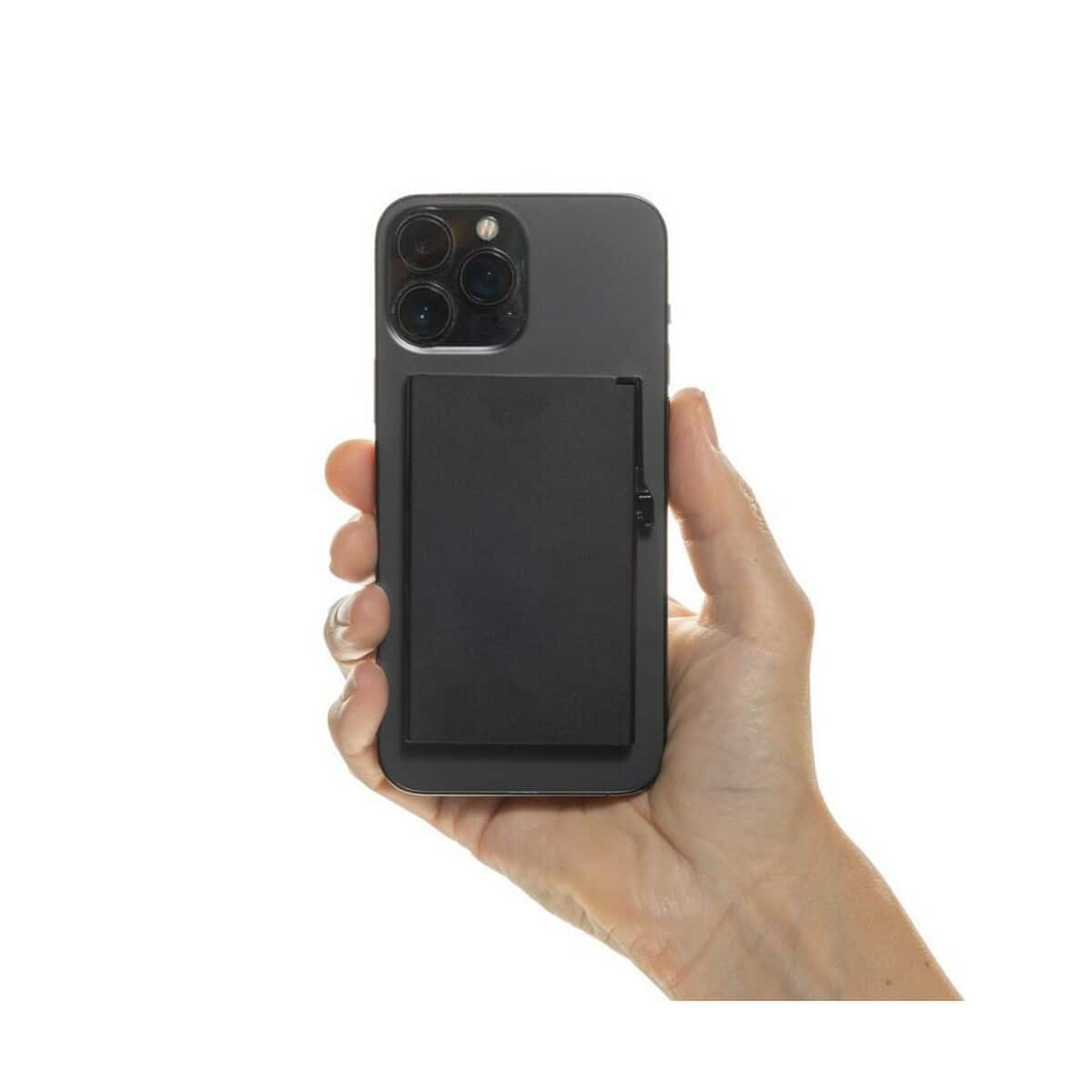 Smartfon z powerbankiem na tylnej obudowie Smartfon z wbudowanym powerbankiem, idealny do ładowania urządzeń w podróży.