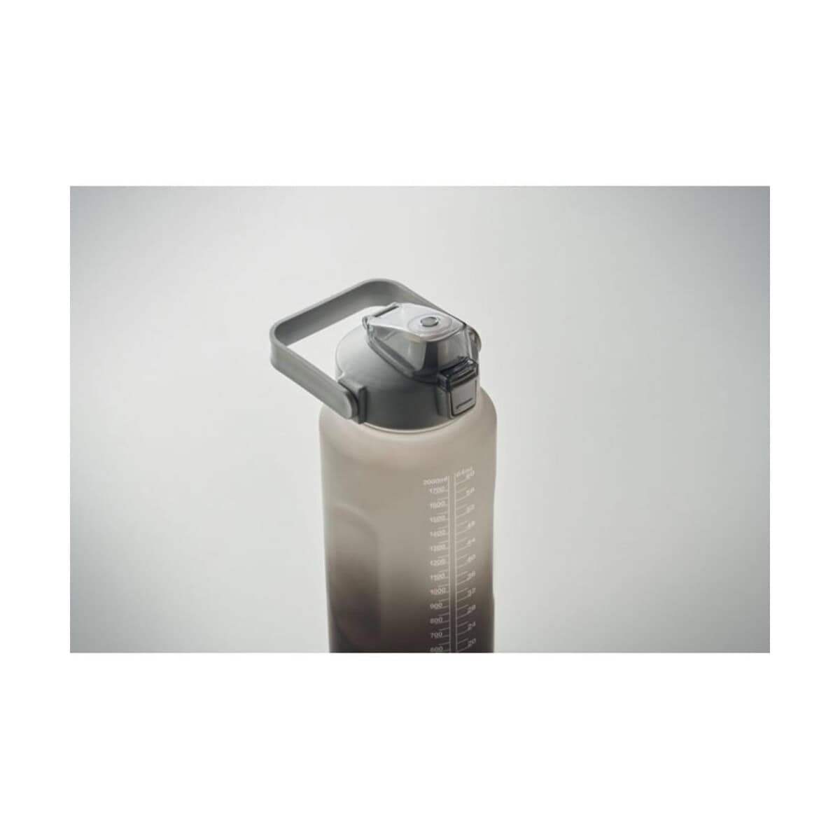 Woda butelka z miarką i pokrywką Butelka na wodę z miarką i pokrywką do sportu.