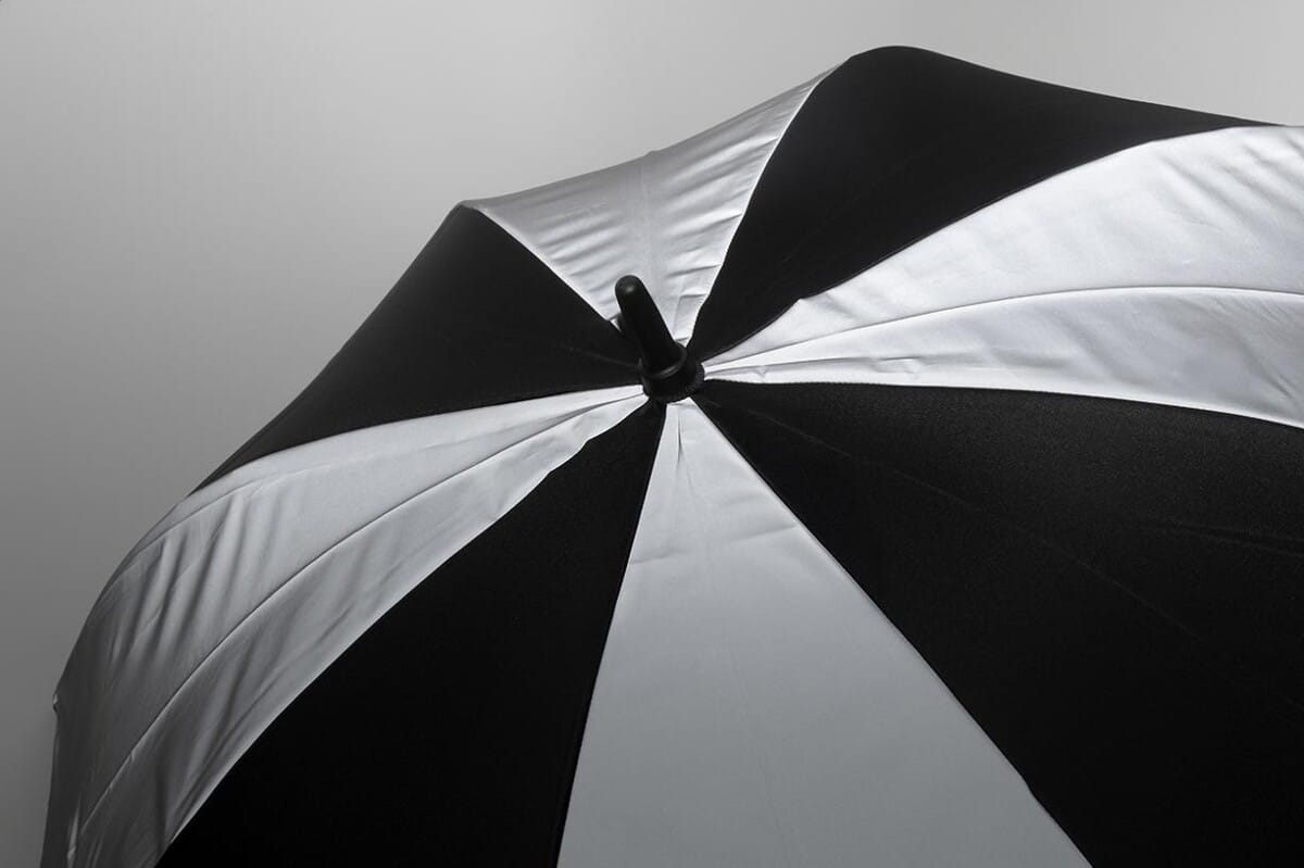 Parasole sztormowe z logo – radians xl odblaskowy parasol rpet AP800624-10__CU2 Radians XL odblaskowy parasol RPET AP800624-10__CU2