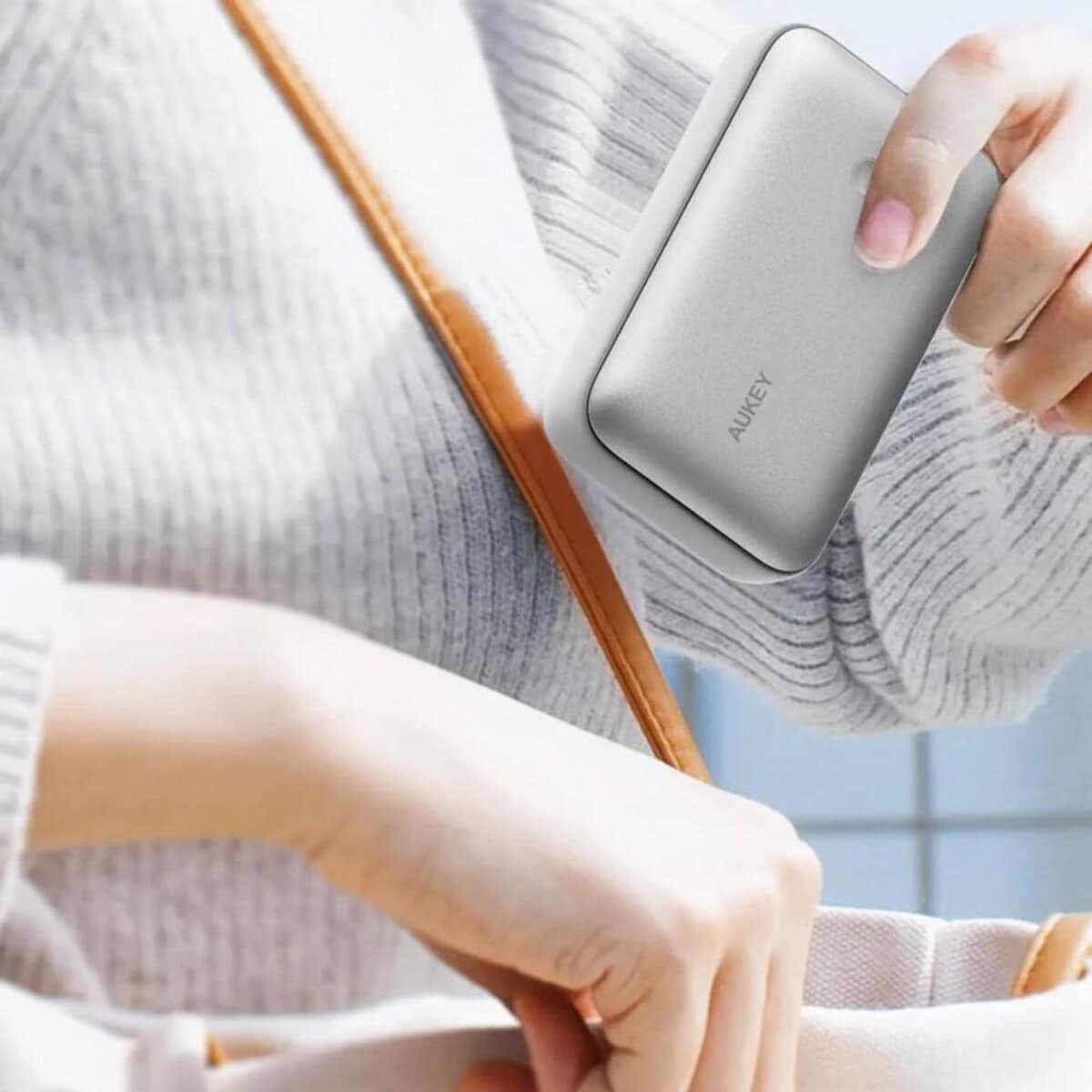 Powerbanki z logo – power bank 20000 mah aukey VAM14-32_ATM04 Power bank 20000 mAh Aukey VAM14-32_ATM04