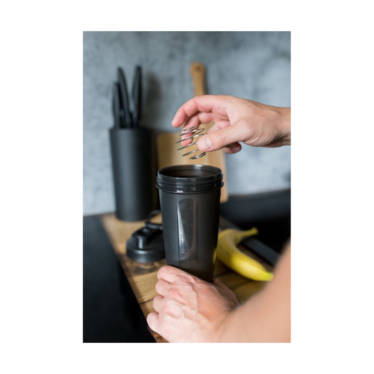 butelka-sportowa-750-ml-VA102-02-9 shaker | Urelles - czarny